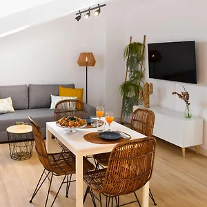  Apartamento Holidays2malaga Trinidad Renovated 1 Bedroom Penthouse Close To Center