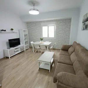 https://piso-avenida-junto-a-la-playa.hotelsincadiz.net